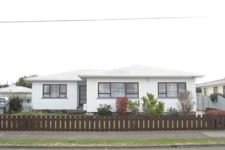 Photo of property in 12 Richmond Street, Maraenui, Napier, 4110
