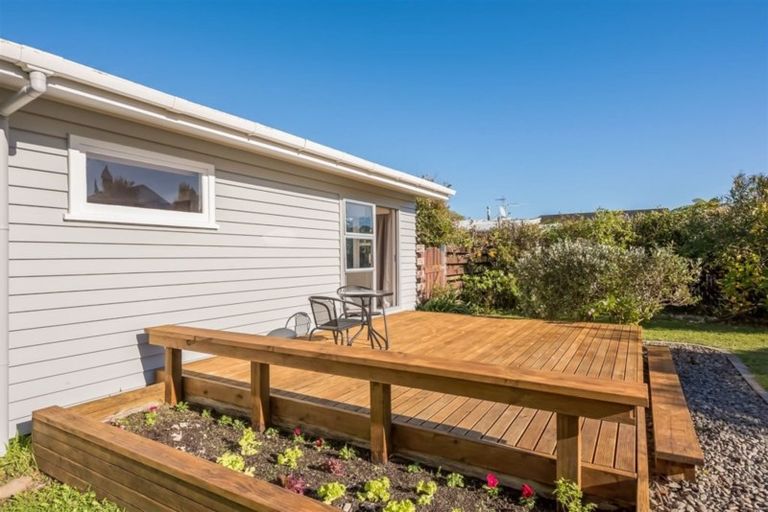 Photo of property in 1 Viscount Grove, Kelson, Lower Hutt, 5010
