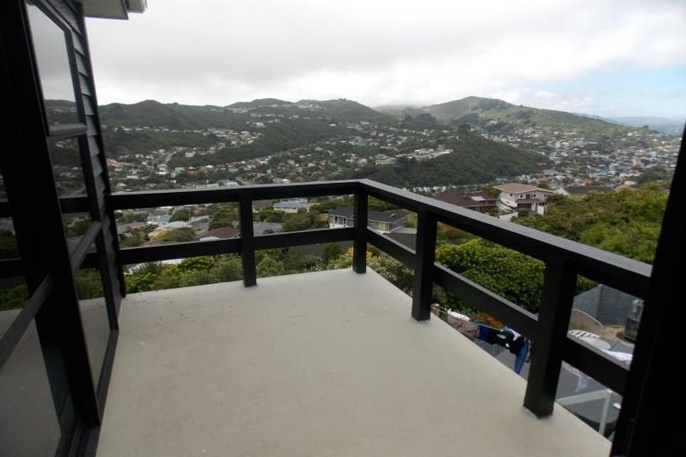 Photo of property in 5a Becker Way, Karori, Wellington, 6012