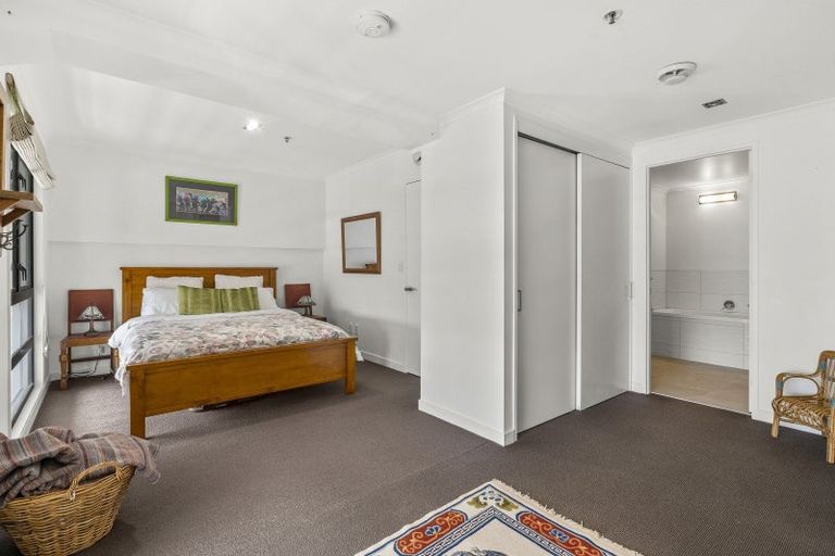 Photo of property in Augusta Apartments, 13/254 Willis Street, Te Aro, Wellington, 6011