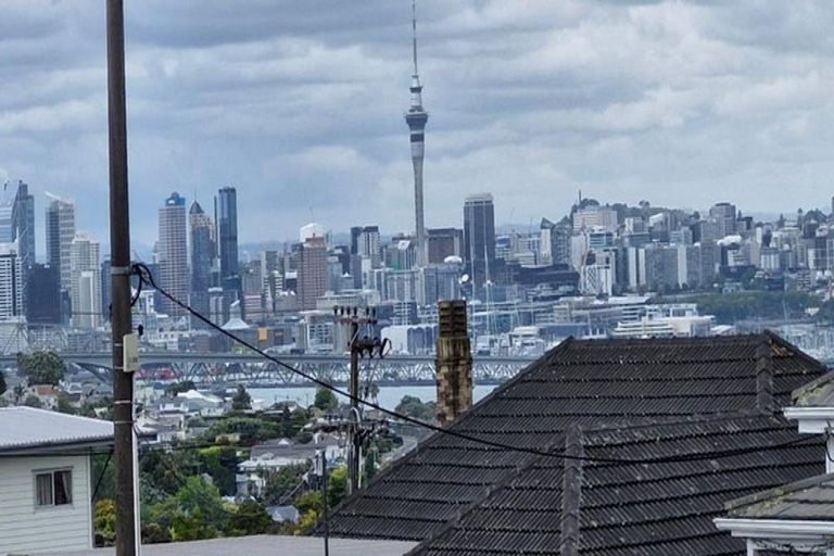 Photo of property in 11/97b Mokoia Road, Birkenhead, Auckland, 0626