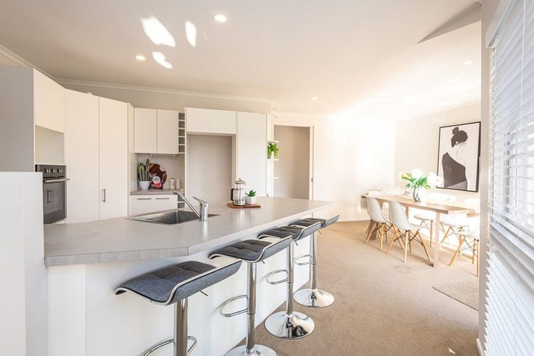 Photo of property in 221 Weston Road, St Albans, Christchurch, 8052