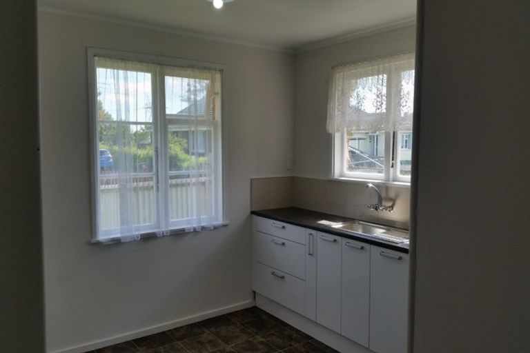 Photo of property in 3 Waipapa Crescent, Otara, Auckland, 2023