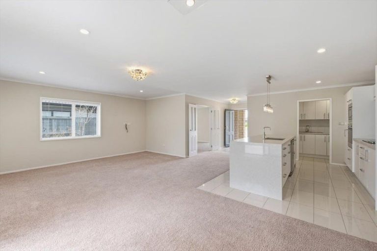 Photo of property in 82 Golden Sands Drive, Papamoa Beach, Papamoa, 3118