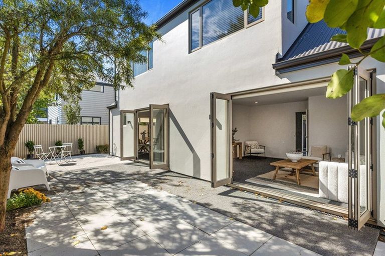 Photo of property in 490 Manchester Street, St Albans, Christchurch, 8014