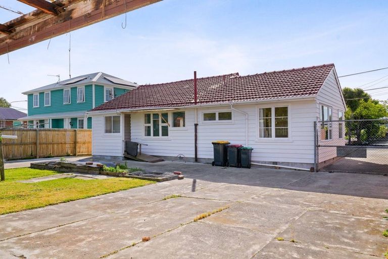 Photo of property in 64 Milton Street, Somerfield, Christchurch, 8024