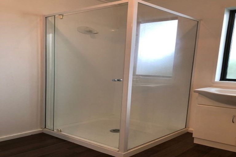 Photo of property in 2/108 Clarence Street, Riccarton, Christchurch, 8011