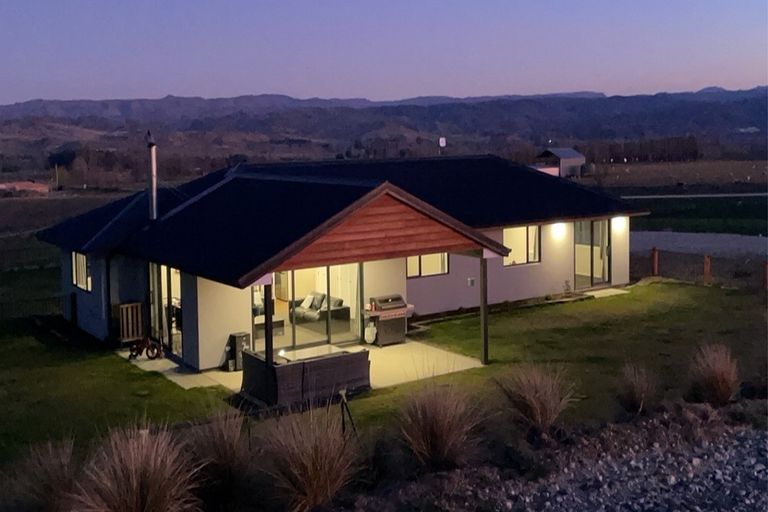 Photo of property in 31 Gartley Lane, Springvale, Alexandra, 9393