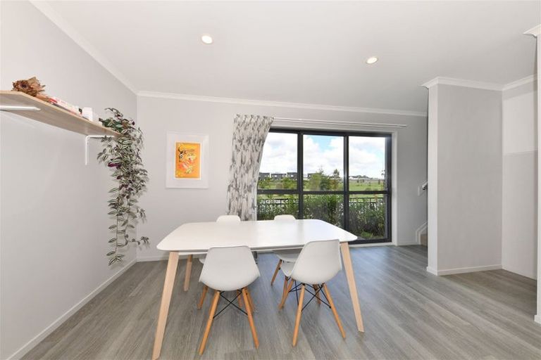 Photo of property in 24 Tippet Crescent, Wigram, Christchurch, 8025