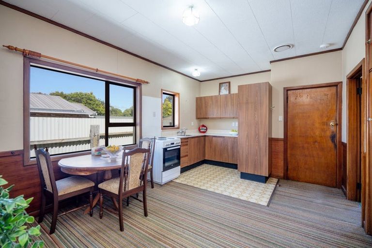 Photo of property in 19 York Street, Strathern, Invercargill, 9812