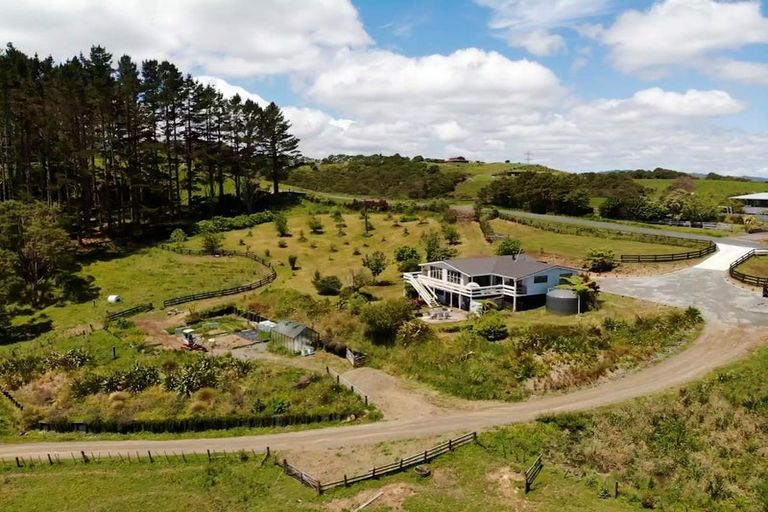 Photo of property in 81 Mcgregor Road, Clevedon, Papakura, 2582