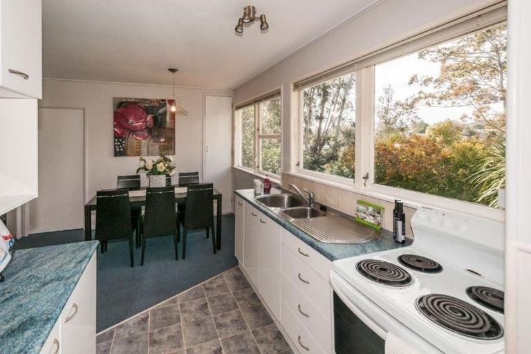 Photo of property in 83 Fairclough Road, Beach Haven, Auckland, 0626