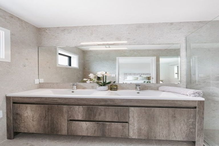 Photo of property in 1 Coppelia Avenue, Omokoroa, 3114