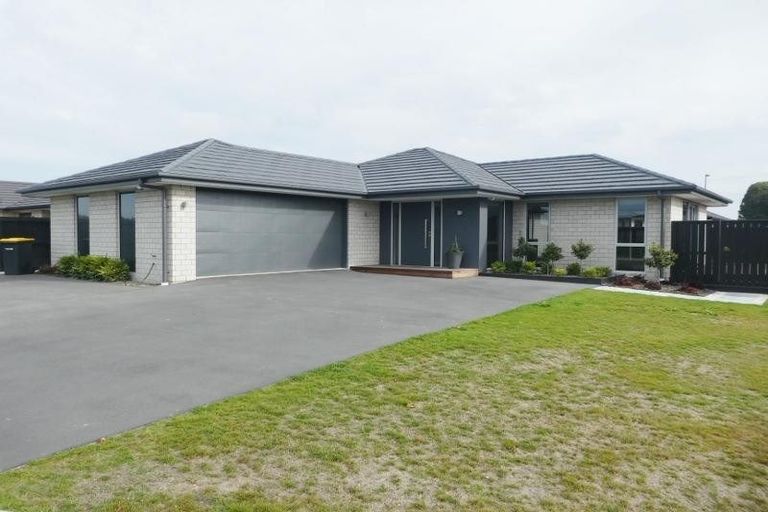 Photo of property in 4 Merino Street, Marshland, Christchurch, 8083