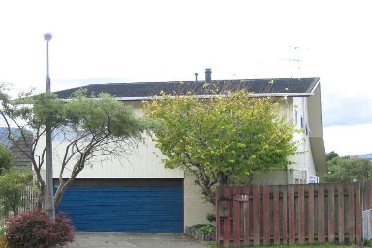 Photo of property in 11 Dunrobin Grove, Silverstream, Upper Hutt, 5019