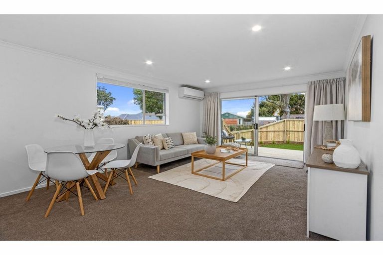 Photo of property in 2/163 Halswell Junction Road, Halswell, Christchurch, 8025