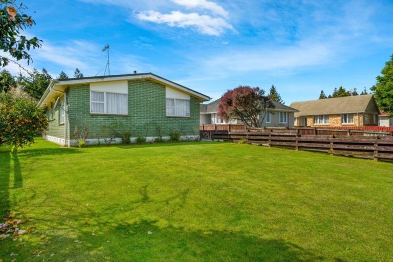 Photo of property in 19 Norrie Street, Bader, Hamilton, 3206