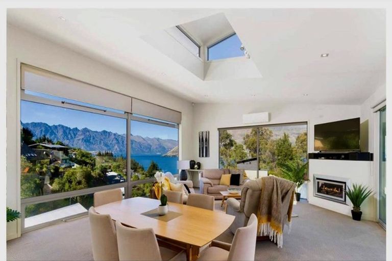 Photo of property in 234 Fernhill Road, Sunshine Bay, Queenstown, 9300