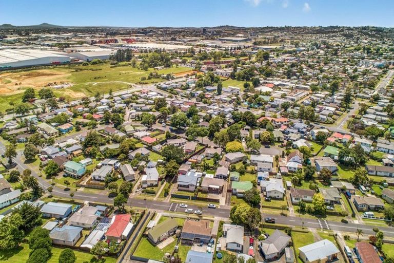 Photo of property in 33 Dagenham Street, Manurewa, Auckland, 2102