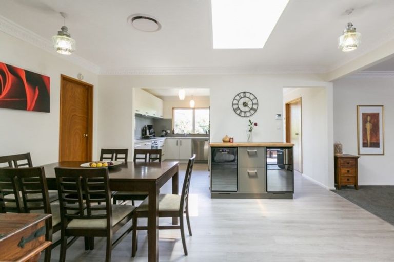 Photo of property in 21 Reeve Drive, Havelock North, 4130