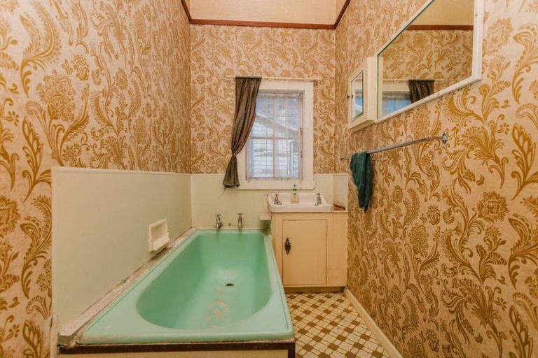 Photo of property in 9 Rawhiti Street, Dannevirke, 4930