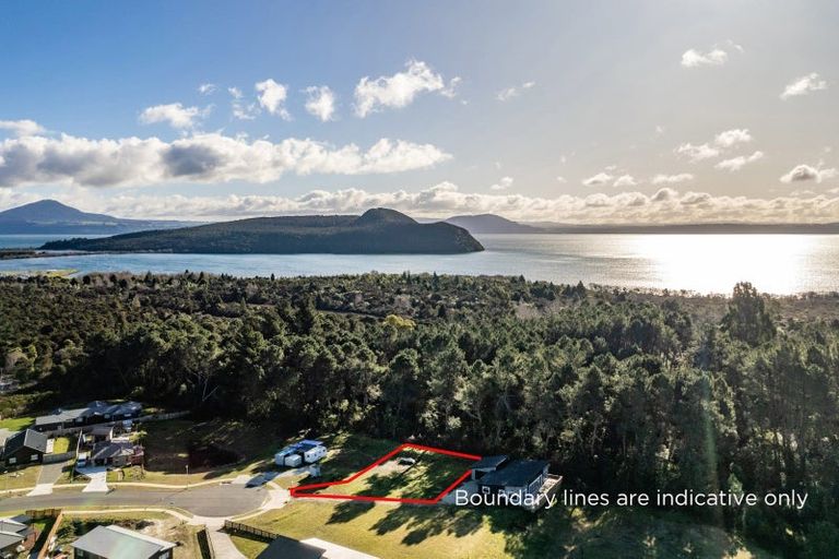 Photo of property in 21 Komahimahi Way, Motuoapa, 3382