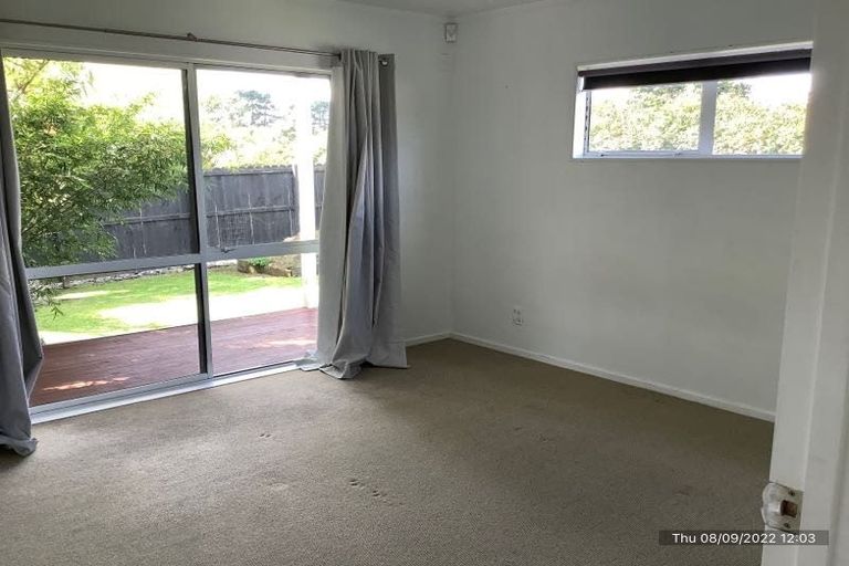 Photo of property in 84 Mcrobbie Road, Kingseat, Papakura, 2580