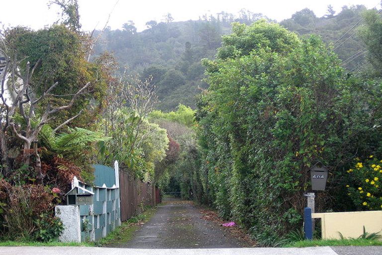 Photo of property in 404a Stokes Valley Road, Stokes Valley, Lower Hutt, 5019