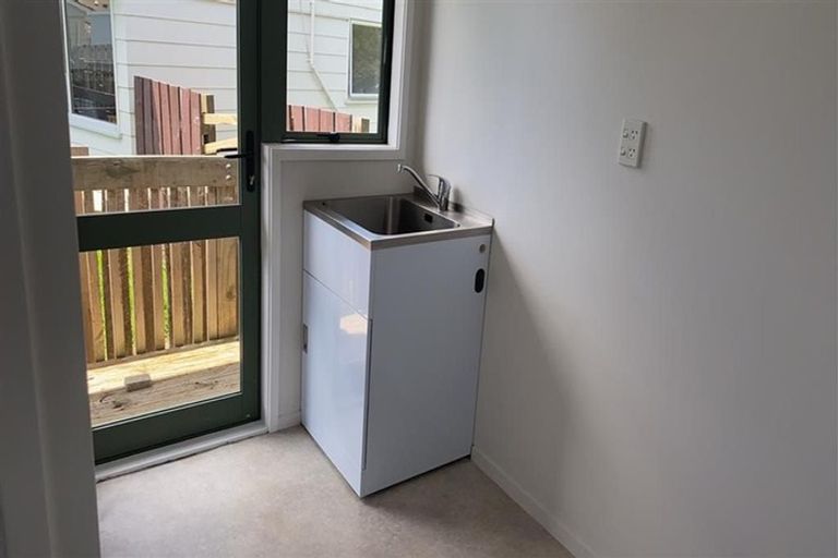 Photo of property in 47 Flat Bush Road, Clover Park, Auckland, 2023