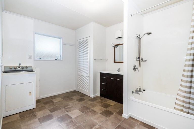 Photo of property in 21a West View Crescent, Onerahi, Whangarei, 0110