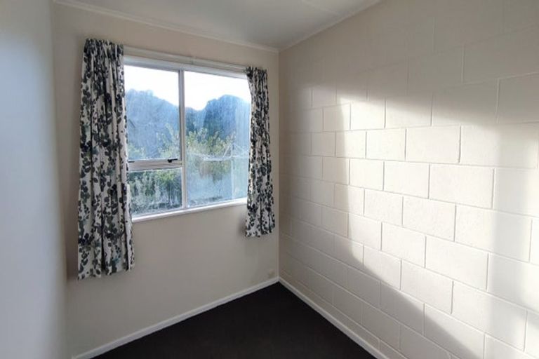 Photo of property in 53a Mandalay Terrace, Khandallah, Wellington, 6035