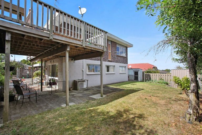 Photo of property in 45 Pigeon Mountain Road, Half Moon Bay, Auckland, 2012