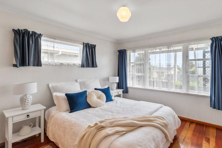 Photo of property in 6 Chester Street, Levin, 5510