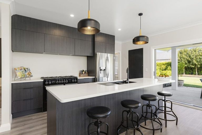 Photo of property in 31 Jarrett Terrace, Leamington, Cambridge, 3432