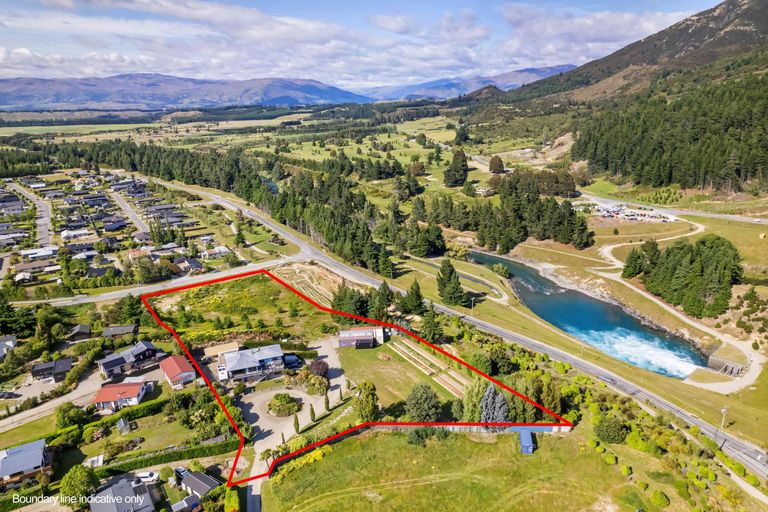 Photo of property in 17 Parry Crescent, Lake Hawea, 9382