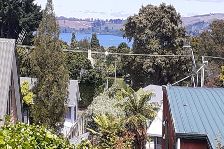 Photo of property in 2/37 Hinemoa Avenue, Taupo, 3330