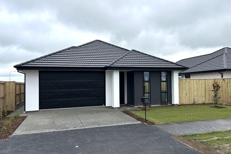 Photo of property in 11 Nirmal Way, Rolleston, 7614