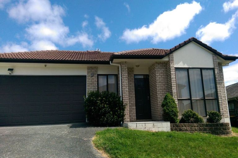 Photo of property in 64 Black Teal Close, Unsworth Heights, Auckland, 0632
