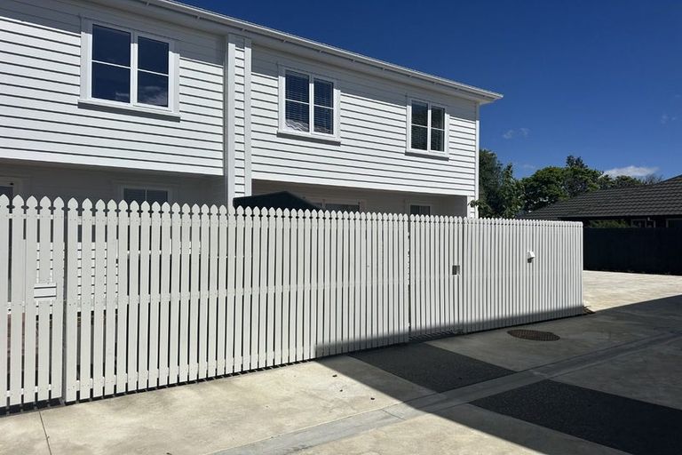 Photo of property in 3/23 Woodville Street, Edgeware, Christchurch, 8013