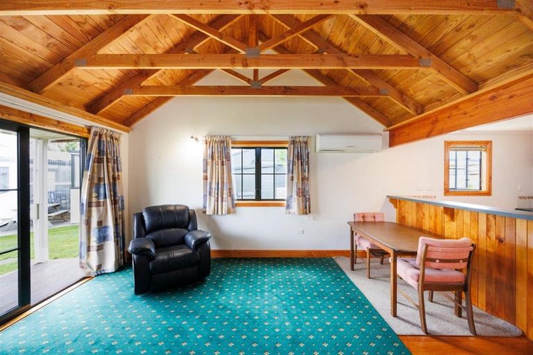 Photo of property in 121/123 High Street, Bulls, 4818