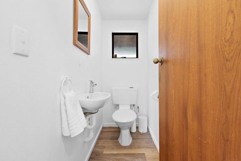 Photo of property in 4 Remarkables Crescent, Frankton, Queenstown, 9300