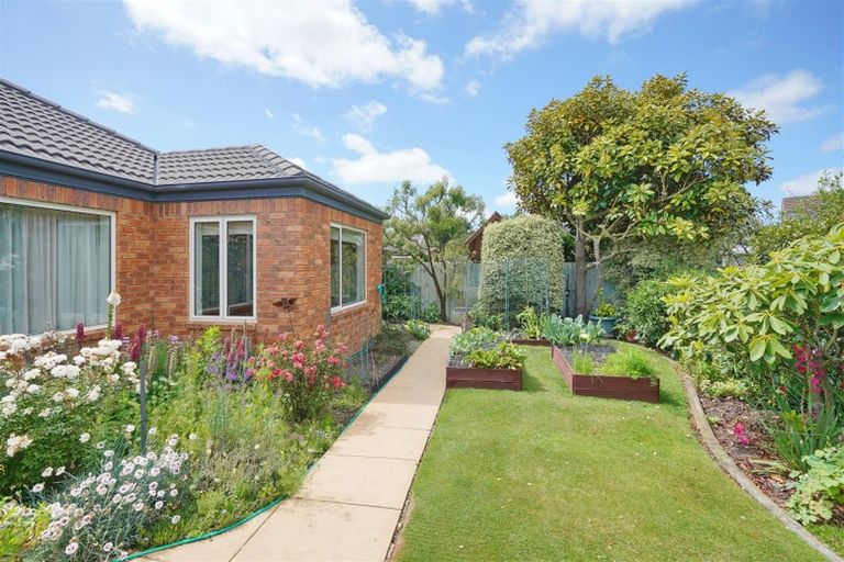 Photo of property in 9 Gibbs Drive, Woodend, 7610