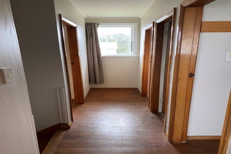 Photo of property in 42-44 Cheshire Street, Cannons Creek, Porirua, 5024