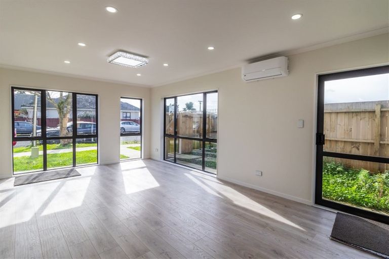 Photo of property in 7 Maxwell Avenue, Papatoetoe, Auckland, 2025
