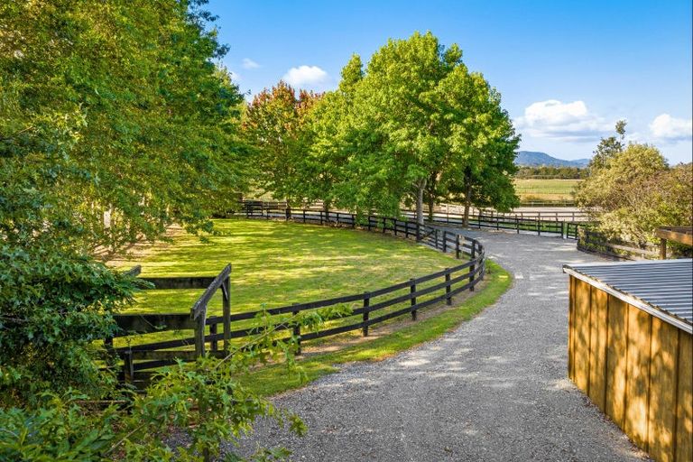 Photo of property in 32 Edgerley Road, Kaipara Flats, Warkworth, 0981