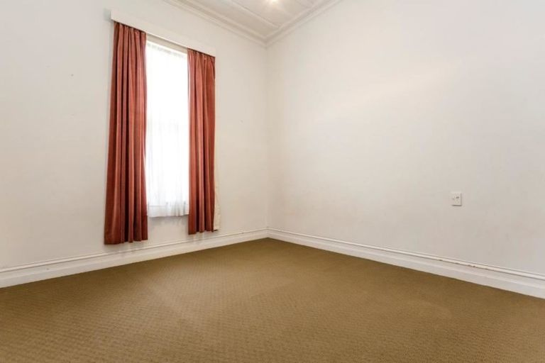 Photo of property in 22 Clifford Street, Dalmore, Dunedin, 9010