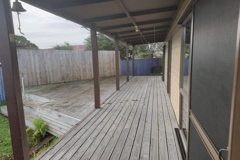 Photo of property in 15a Churchill Terrace, Waiuku, 2123