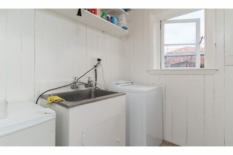 Photo of property in 2 Kawaka Street, Riccarton, Christchurch, 8041