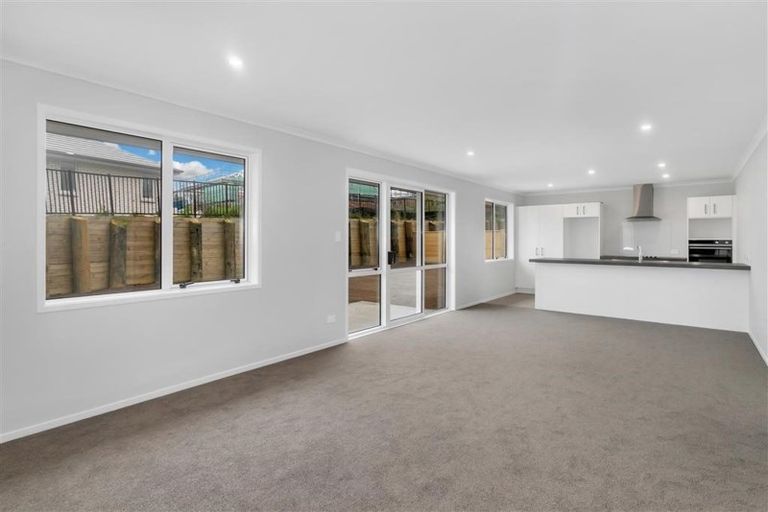 Photo of property in 1 Harry Close, Warkworth, 0910