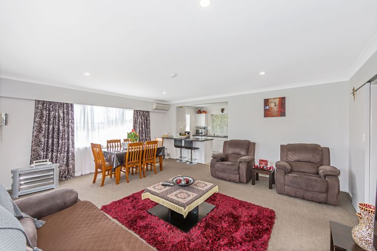 Photo of property in 1/6 Sunnybrae Road, Hillcrest, Auckland, 0627